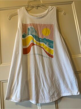 Old Navy White Graphic fitness Tank with Sunset Waves